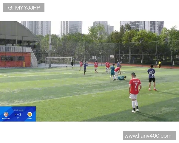 重庆足球队实力分析与未来发展潜力的全面探讨 重庆足球队实力分析与未来发展潜力的全面探讨