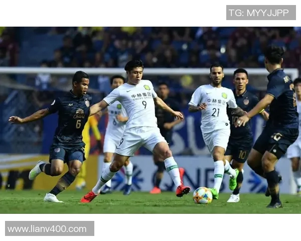 上海足球队荣登足球战术排行榜第十名展现实力与潜力 上海足球队荣登足球战术排行榜第十名展现实力与潜力